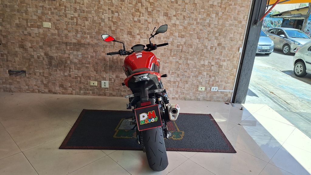 Kawasaki Z Vermelho