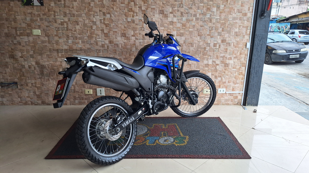 Yamaha XTZ Azul