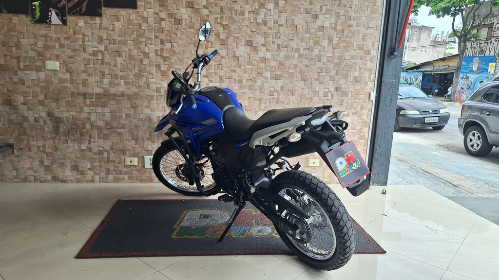 Yamaha XTZ Azul