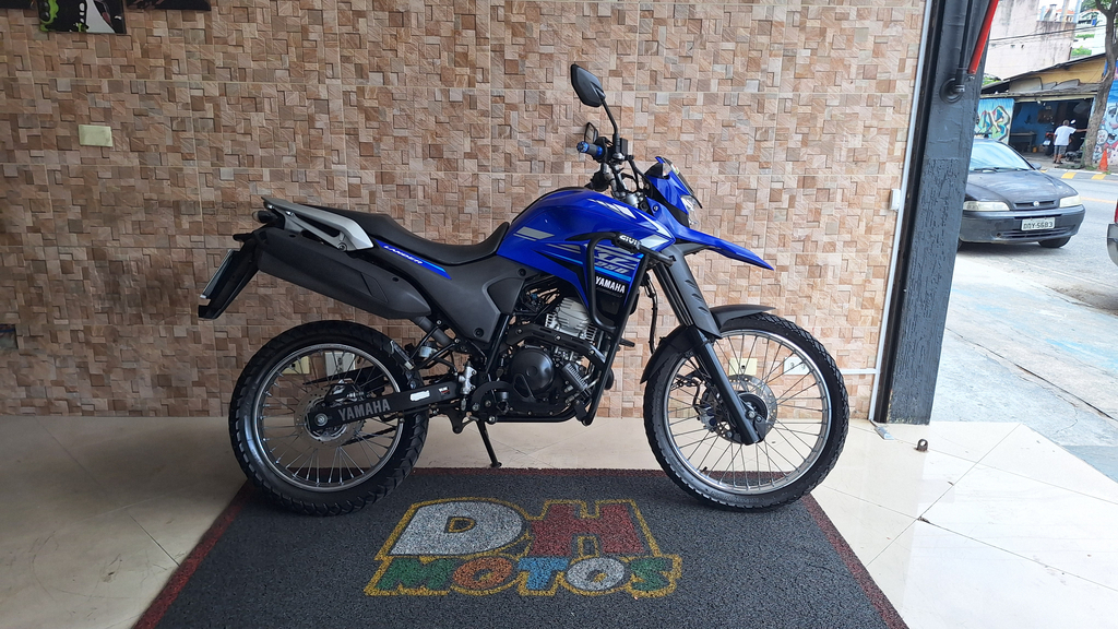 Yamaha XTZ Azul