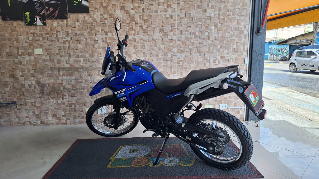 Yamaha XTZ Azul