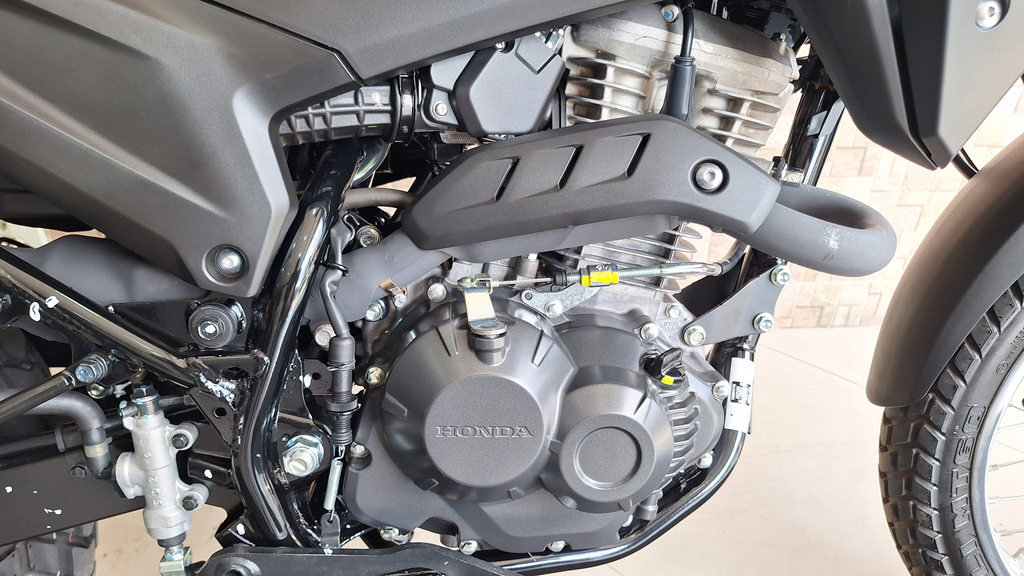 Honda XRE 190  Cinza