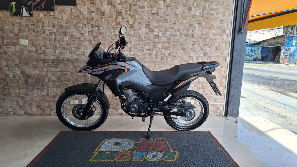 Honda XRE 190  Cinza