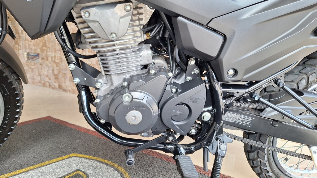 Honda XRE 190  Cinza