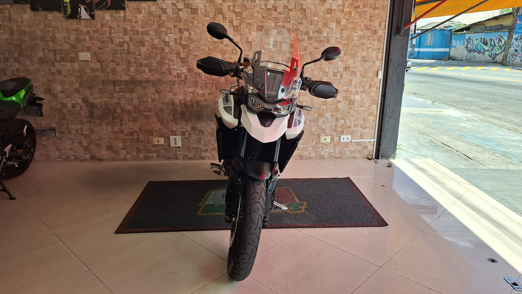 Triumph TIGER Branco