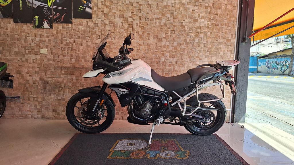 Triumph TIGER Branco