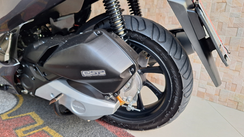 Honda PCX Cinza