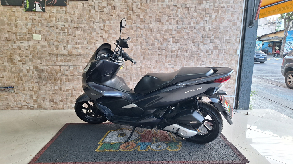 Honda PCX Cinza