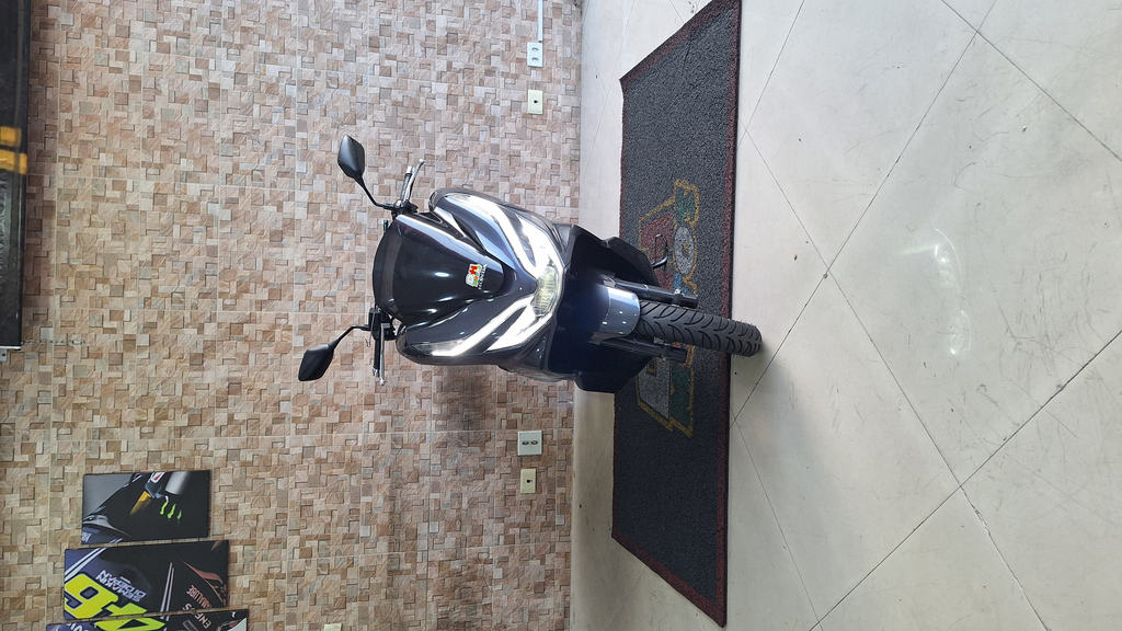 Honda PCX Cinza