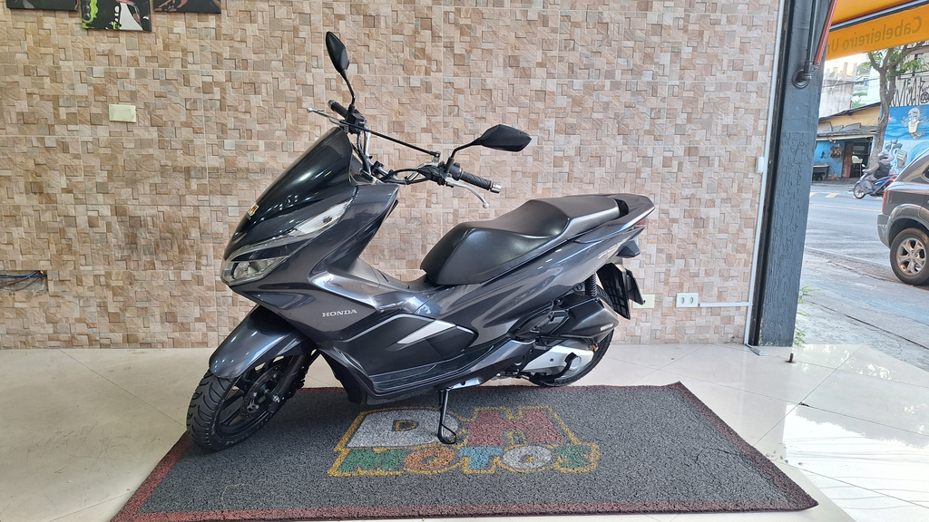 Honda PCX Cinza