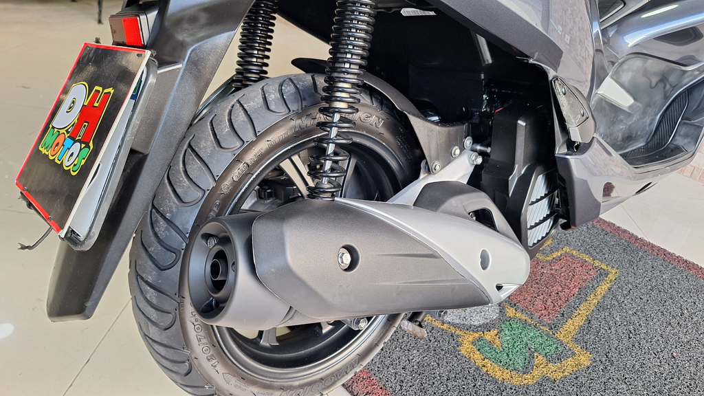 Honda PCX Cinza