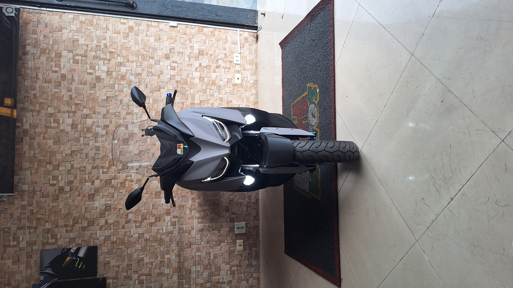 Yamaha NMAX Preto