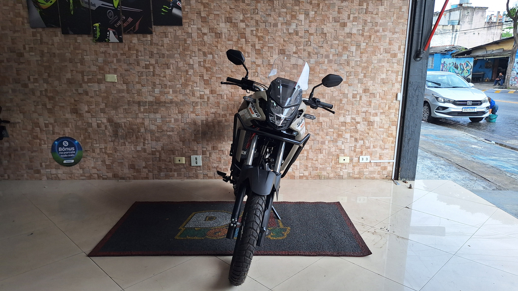 Honda SAHARA 300 Bege