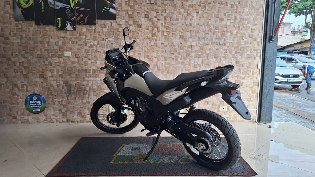 Honda SAHARA 300 Bege