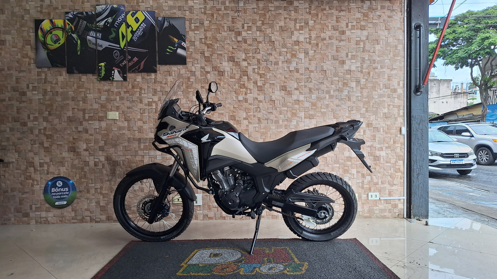 Honda SAHARA 300 Bege