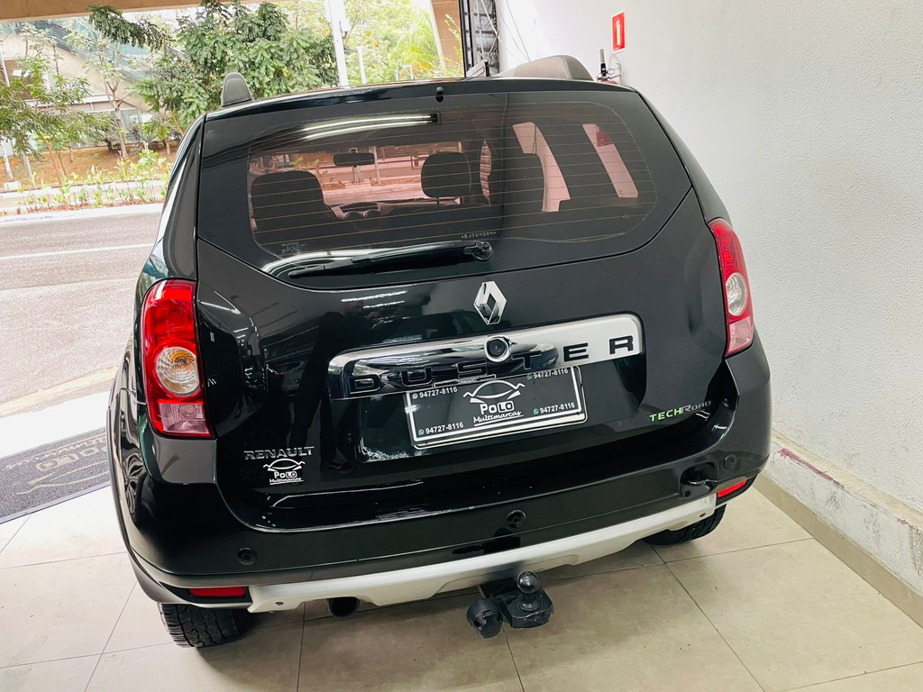 Renault Duster Preto