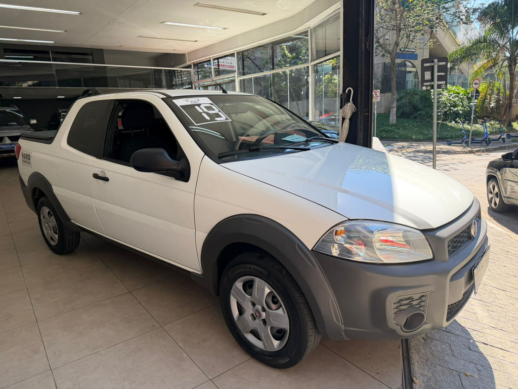 Fiat Strada Branco