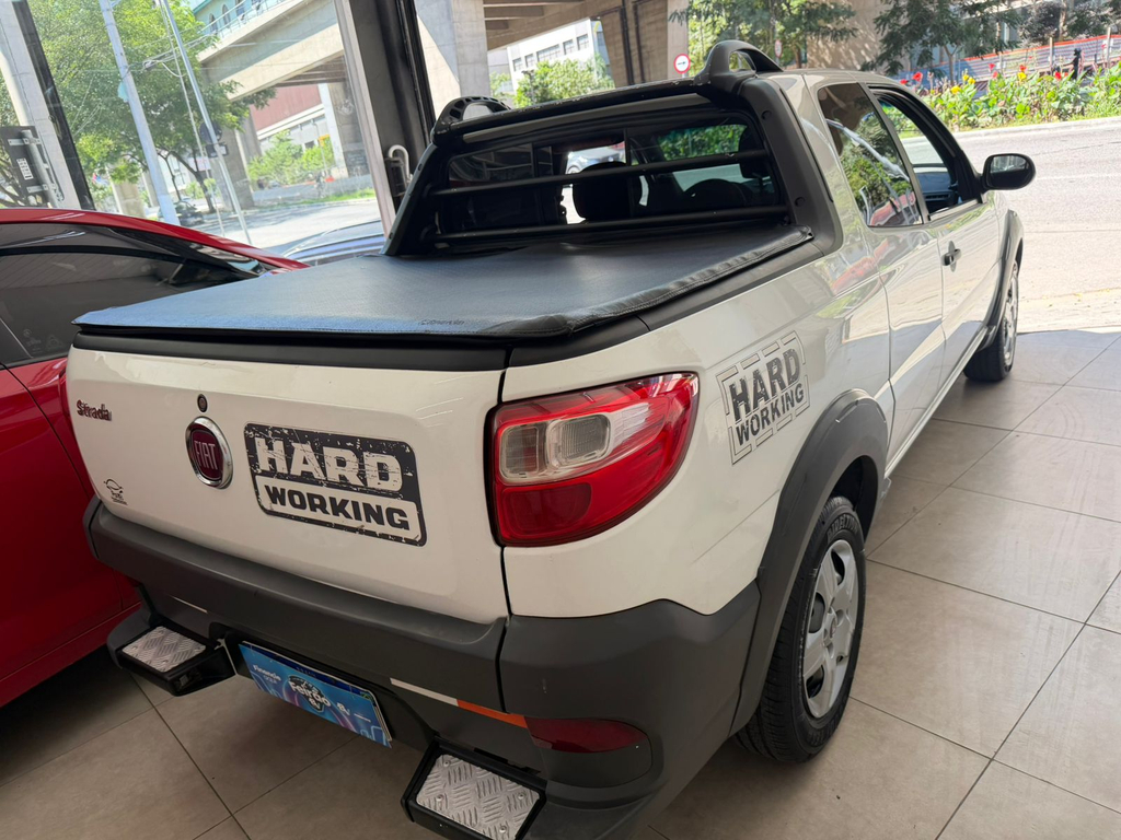 Fiat Strada Branco