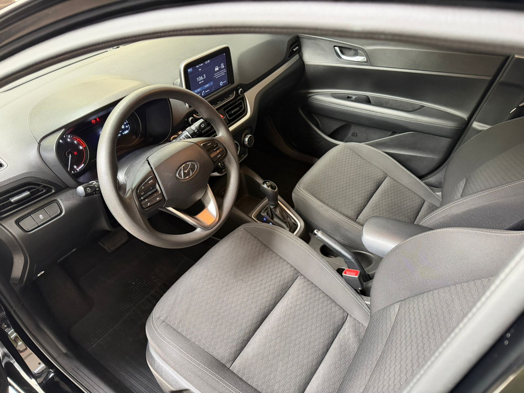 Hyundai HB20 Preto