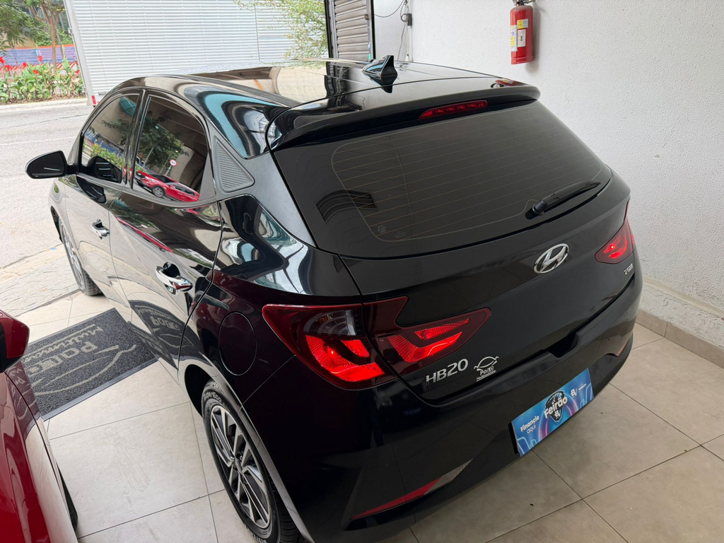 Hyundai HB20 Preto