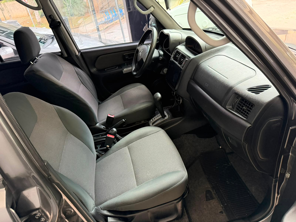 Mitsubishi Pajero TR4 Cinza