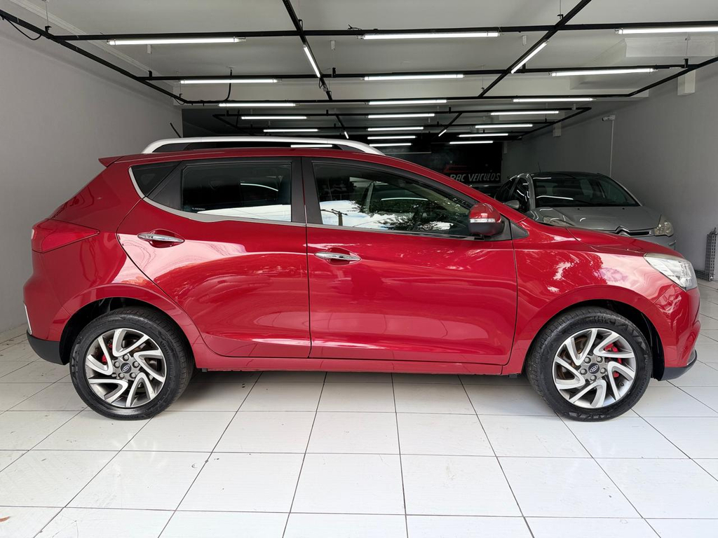 JAC T40 Vermelho