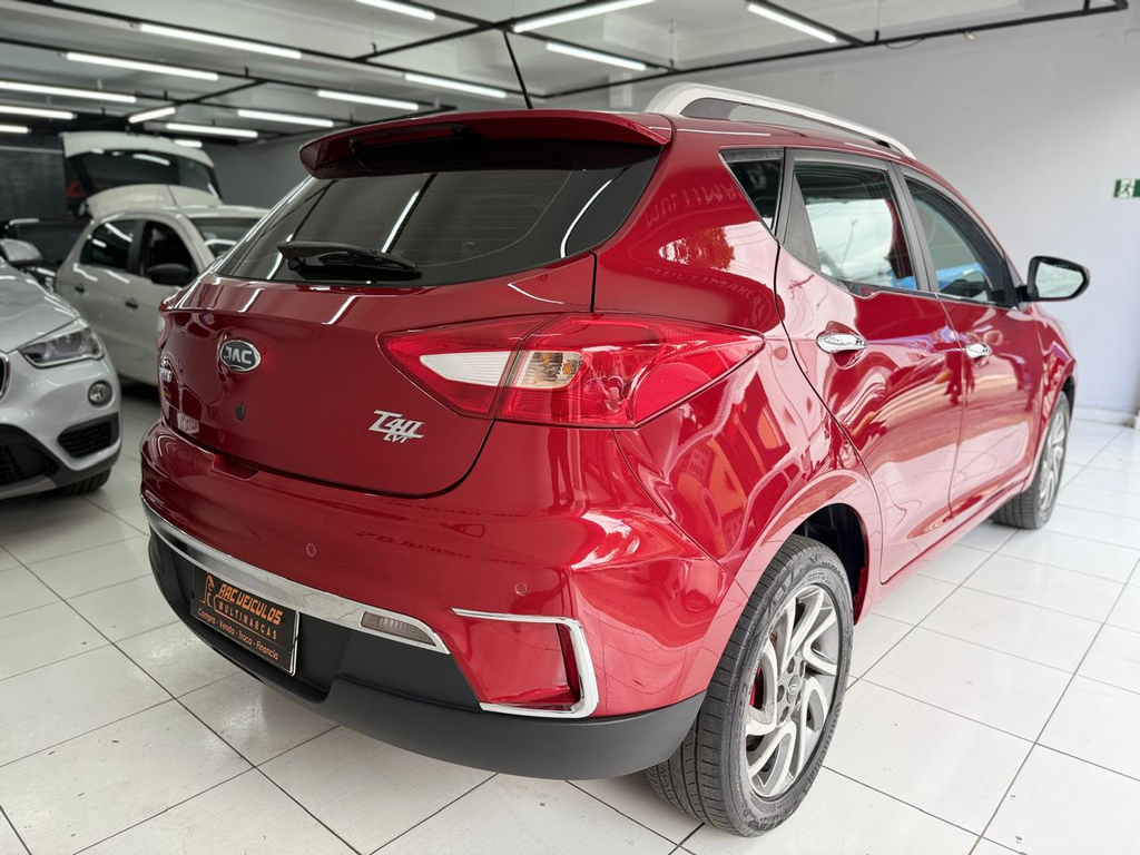 JAC T40 Vermelho