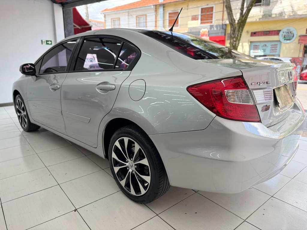 Honda Civic Prata
