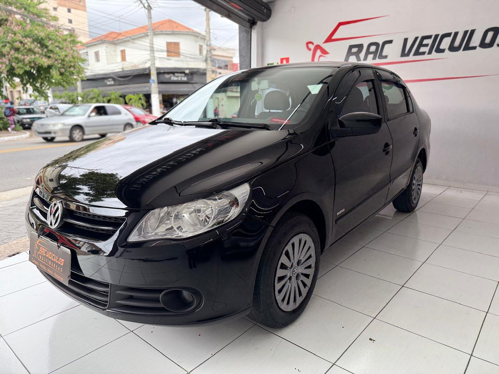 Volkswagen Voyage Preto