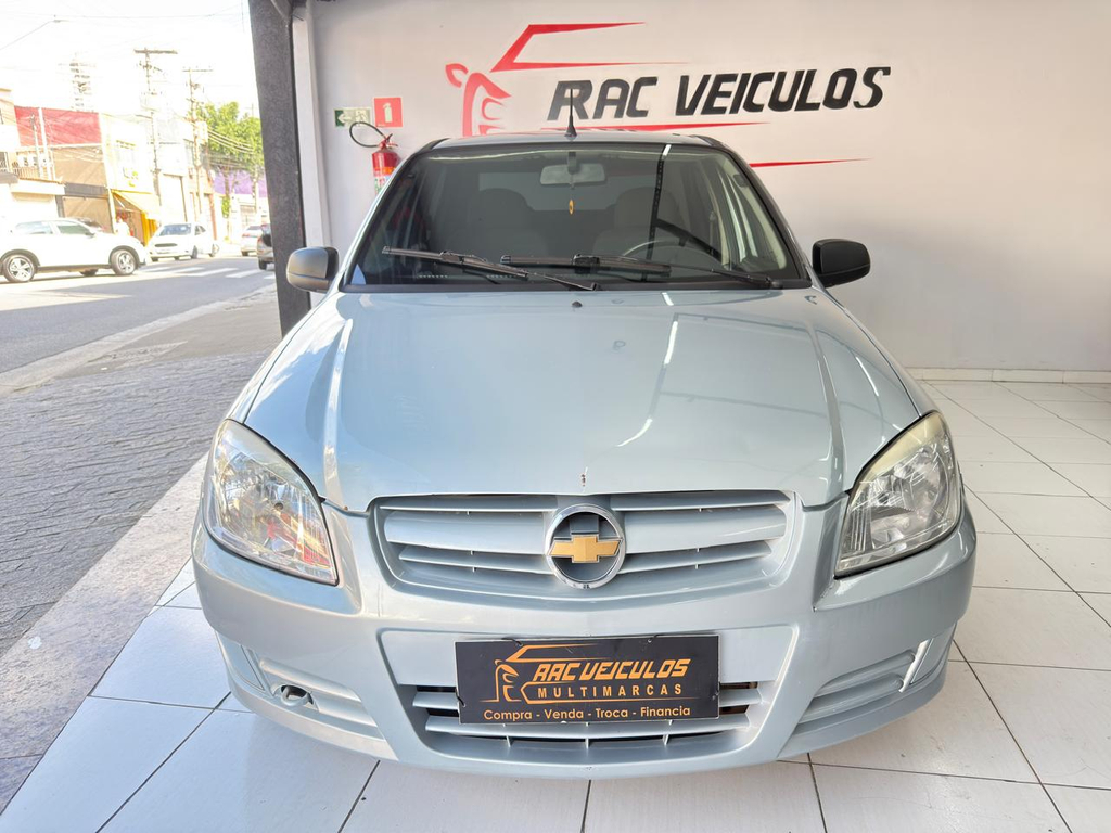 Chevrolet Prisma Prata