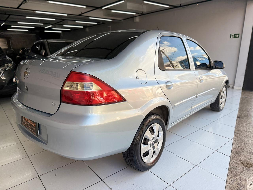 Chevrolet Prisma Prata
