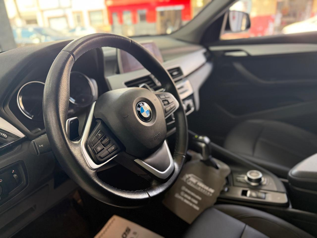 BMW X1 Prata
