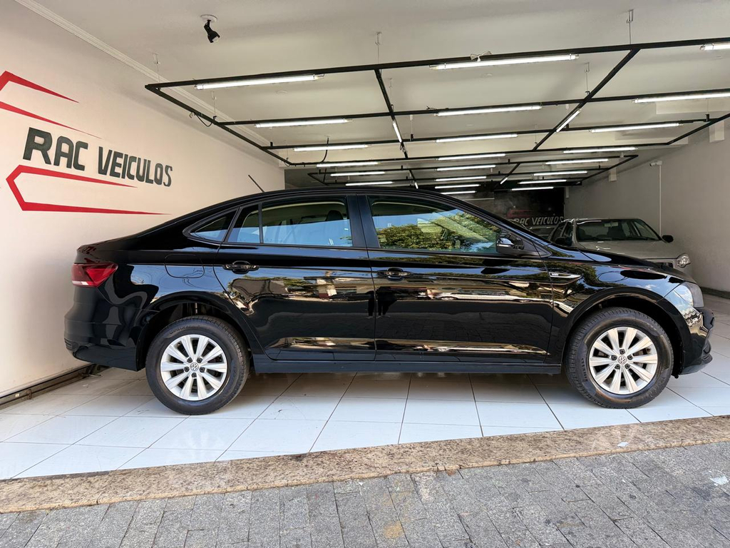 Volkswagen Virtus Preto