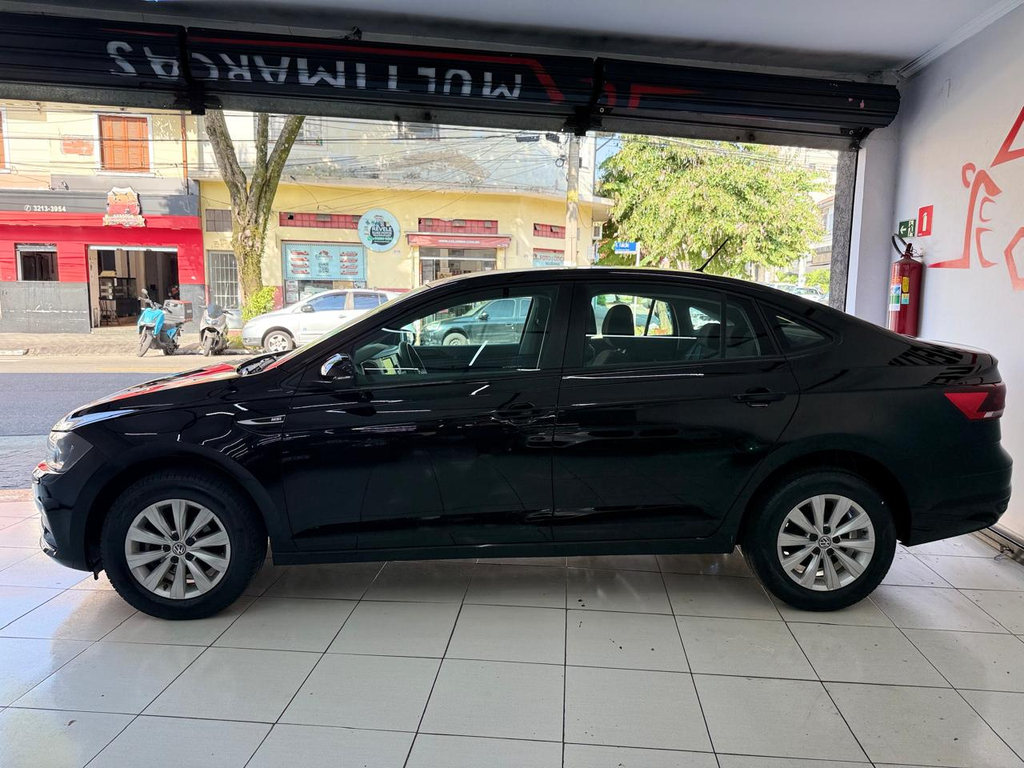 Volkswagen Virtus Preto