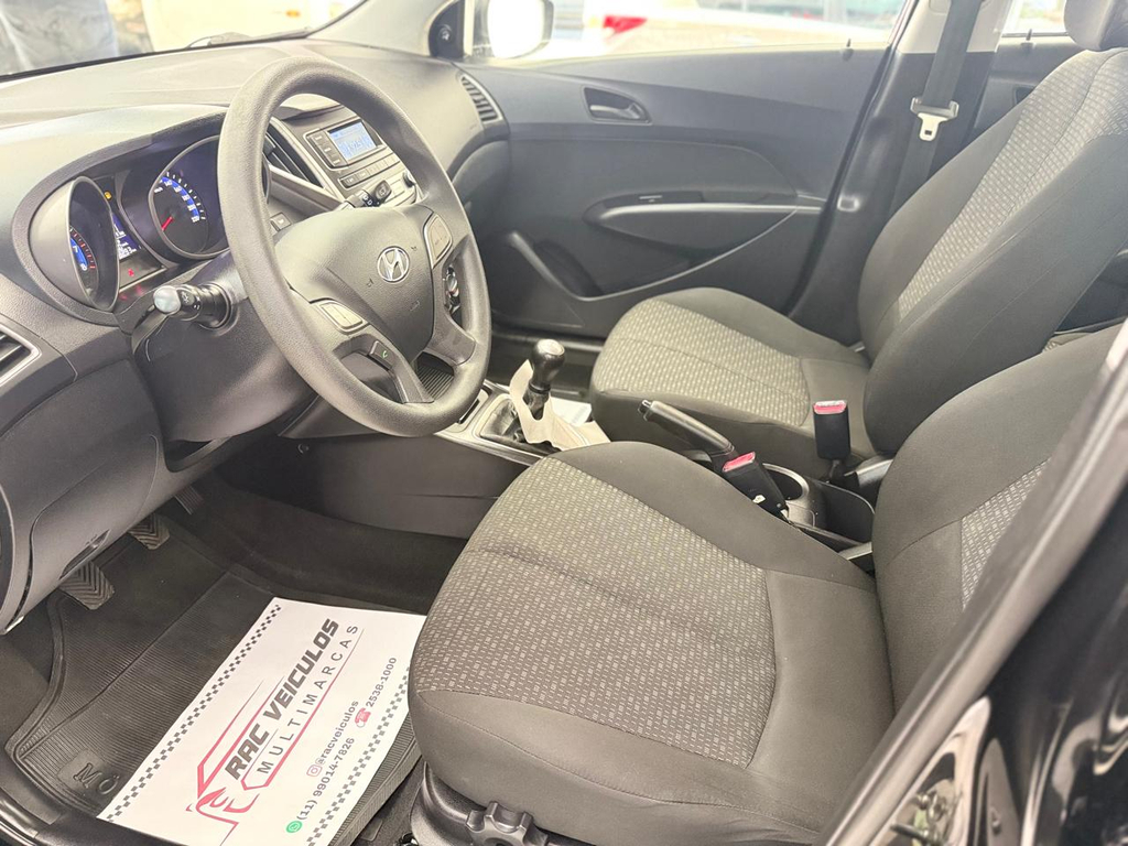 Hyundai HB20 Preto