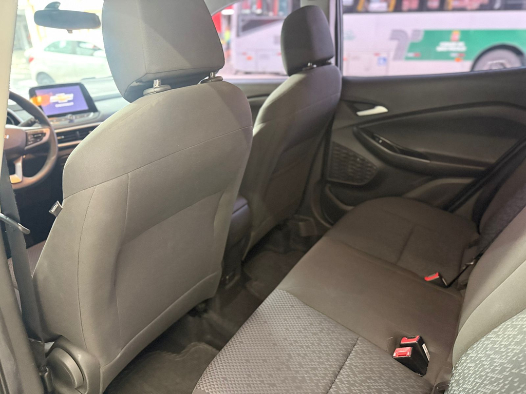 Chevrolet Tracker Cinza