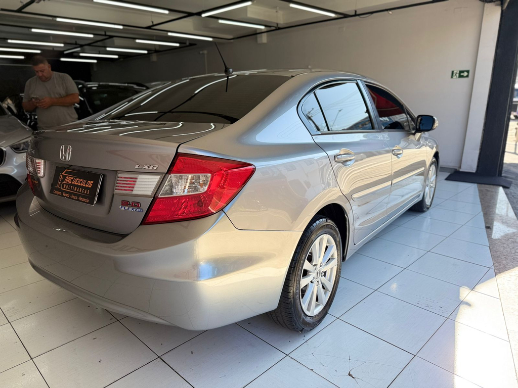 Honda Civic Cinza