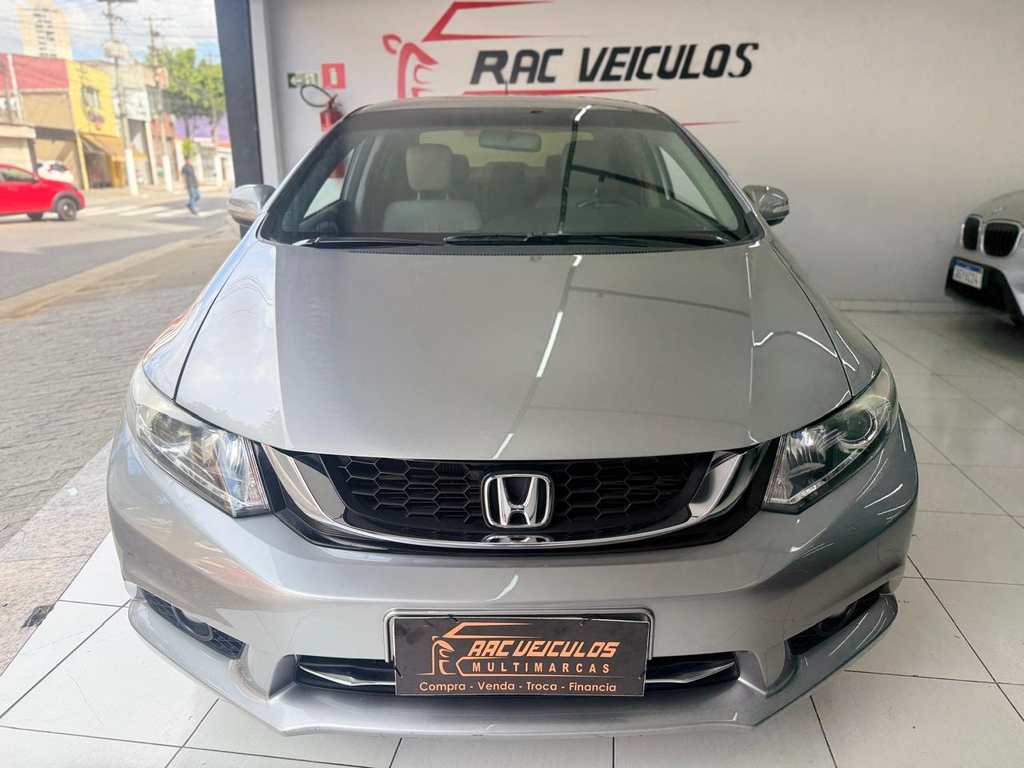 Honda Civic Cinza