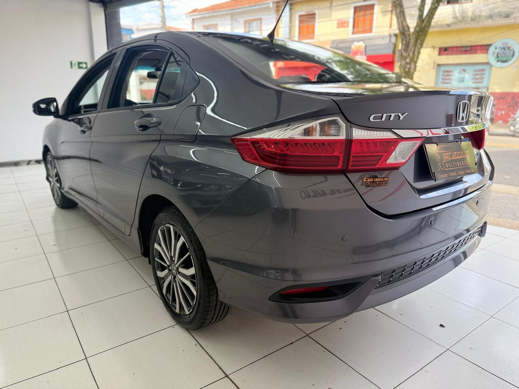 Honda City Cinza