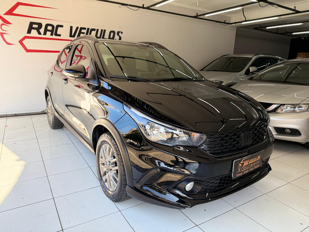 Fiat Argo Preto