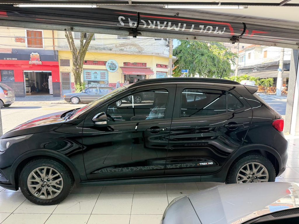 Fiat Argo Preto