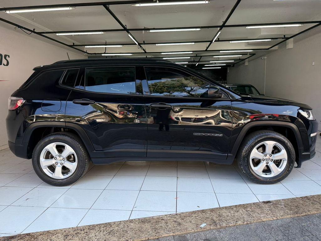 Jeep Compass Preto
