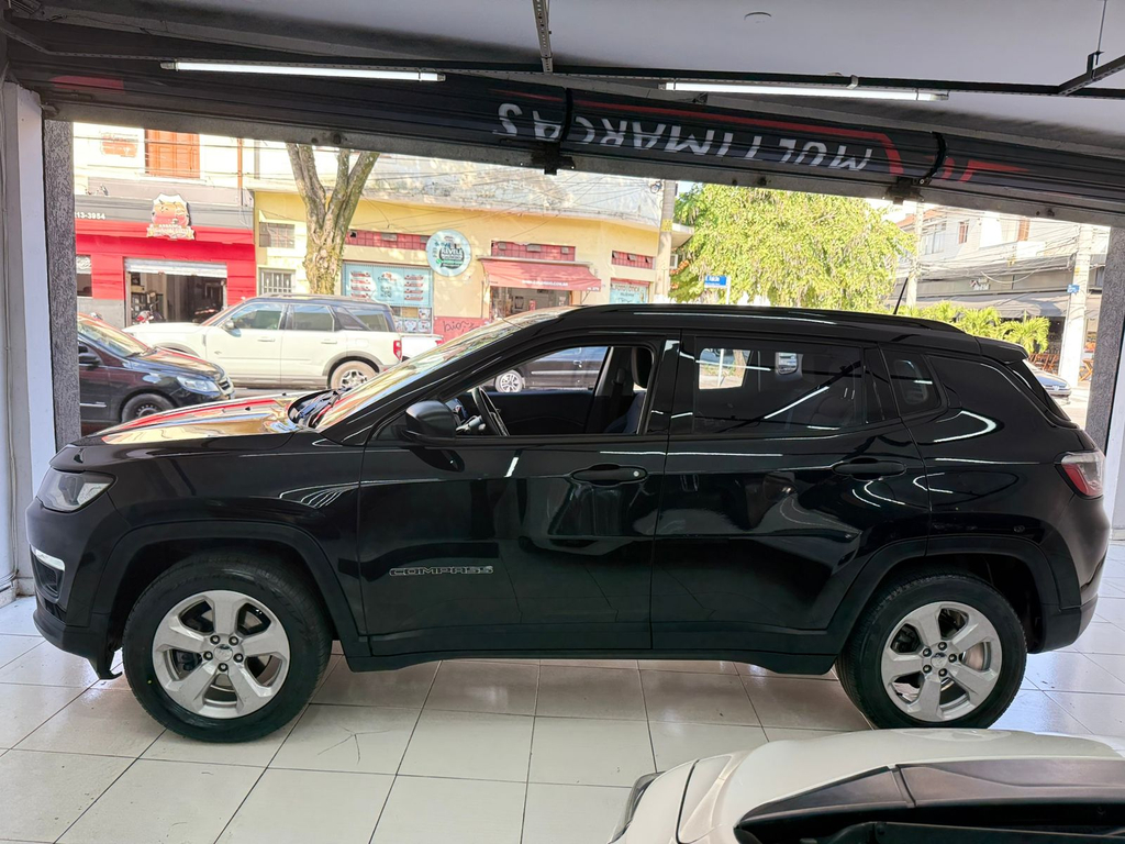 Jeep Compass Preto