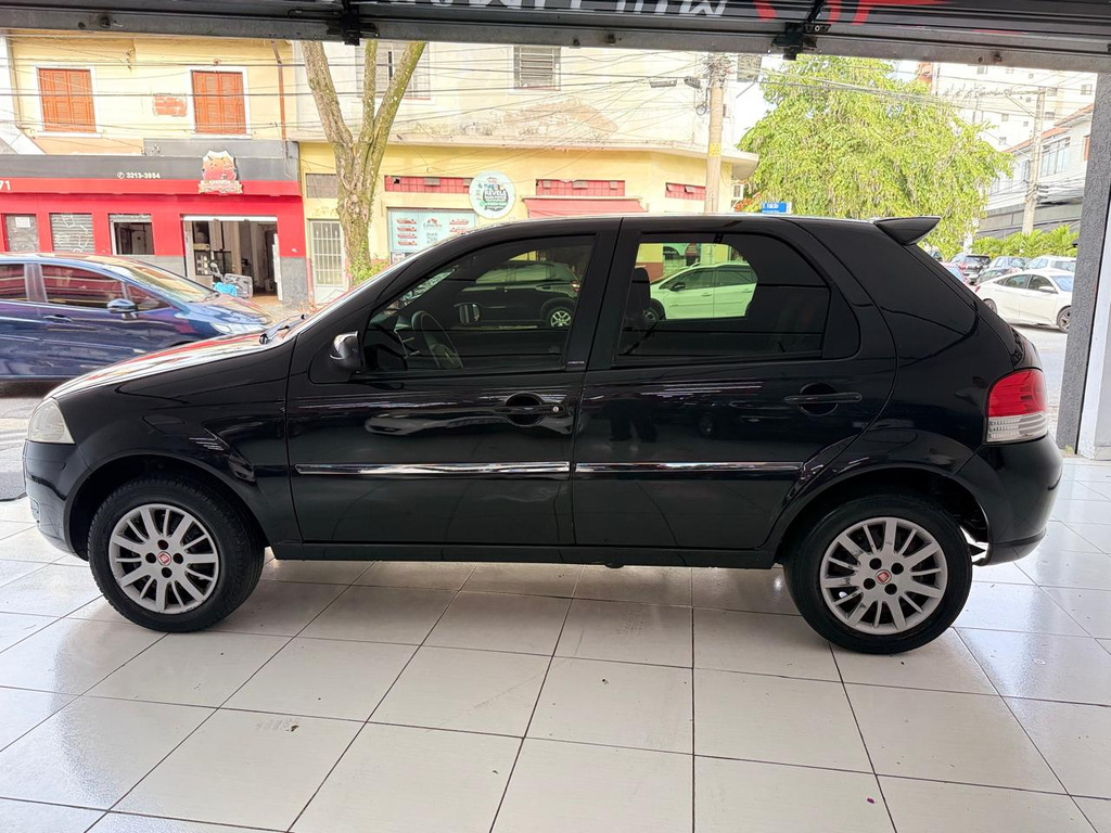 Fiat Palio Preto