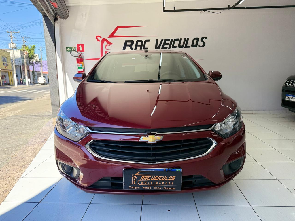 Chevrolet Prisma Vermelho
