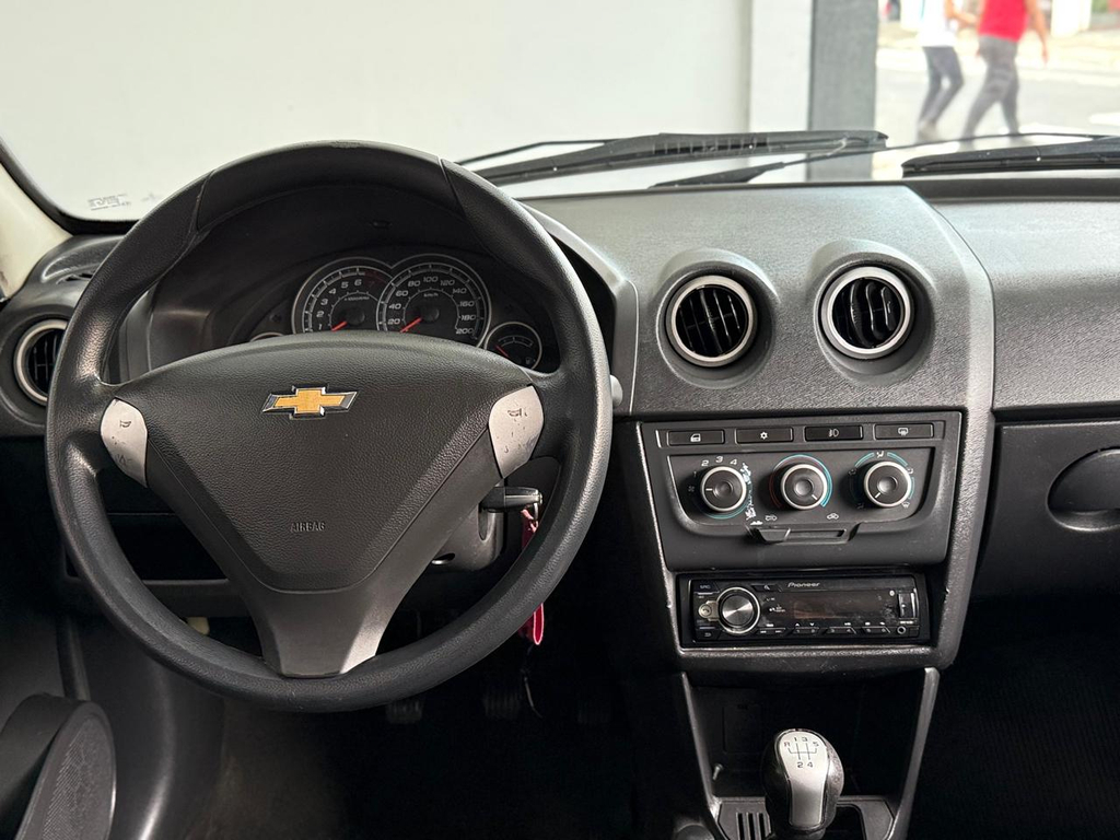 Chevrolet Celta Preto