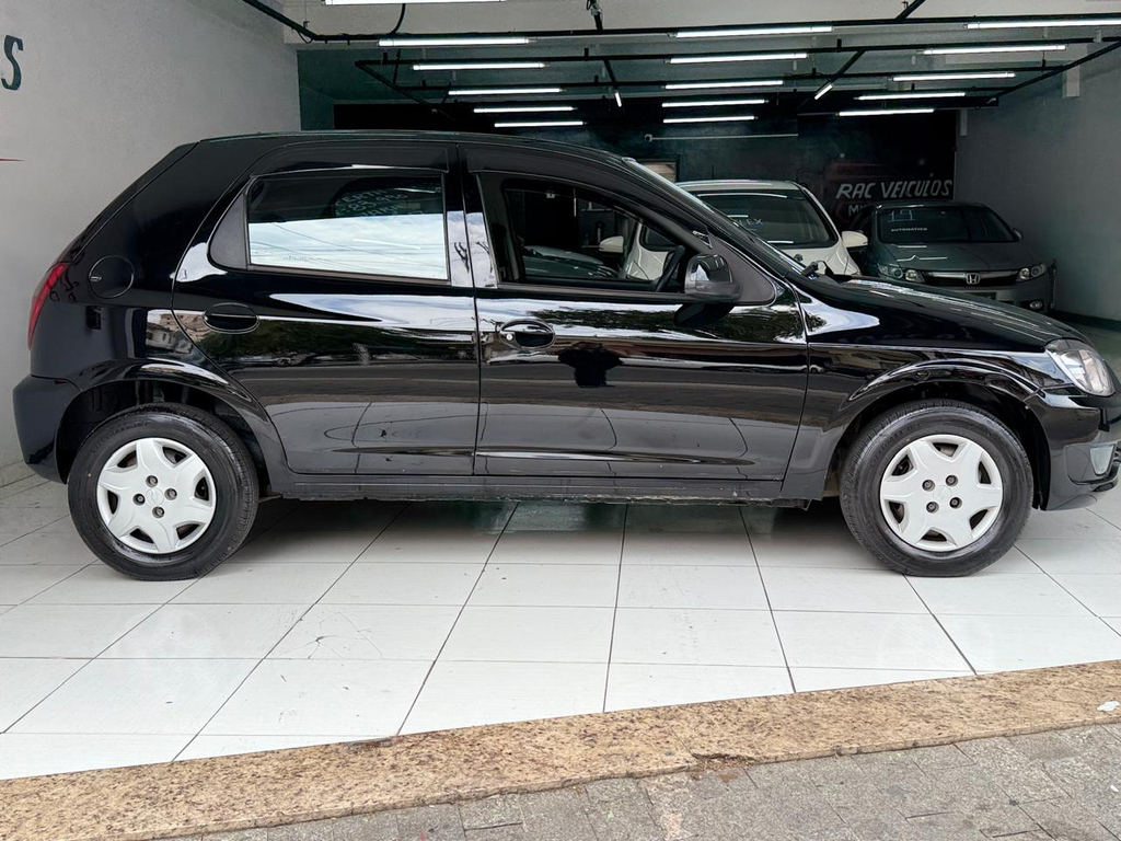 Chevrolet Celta Preto
