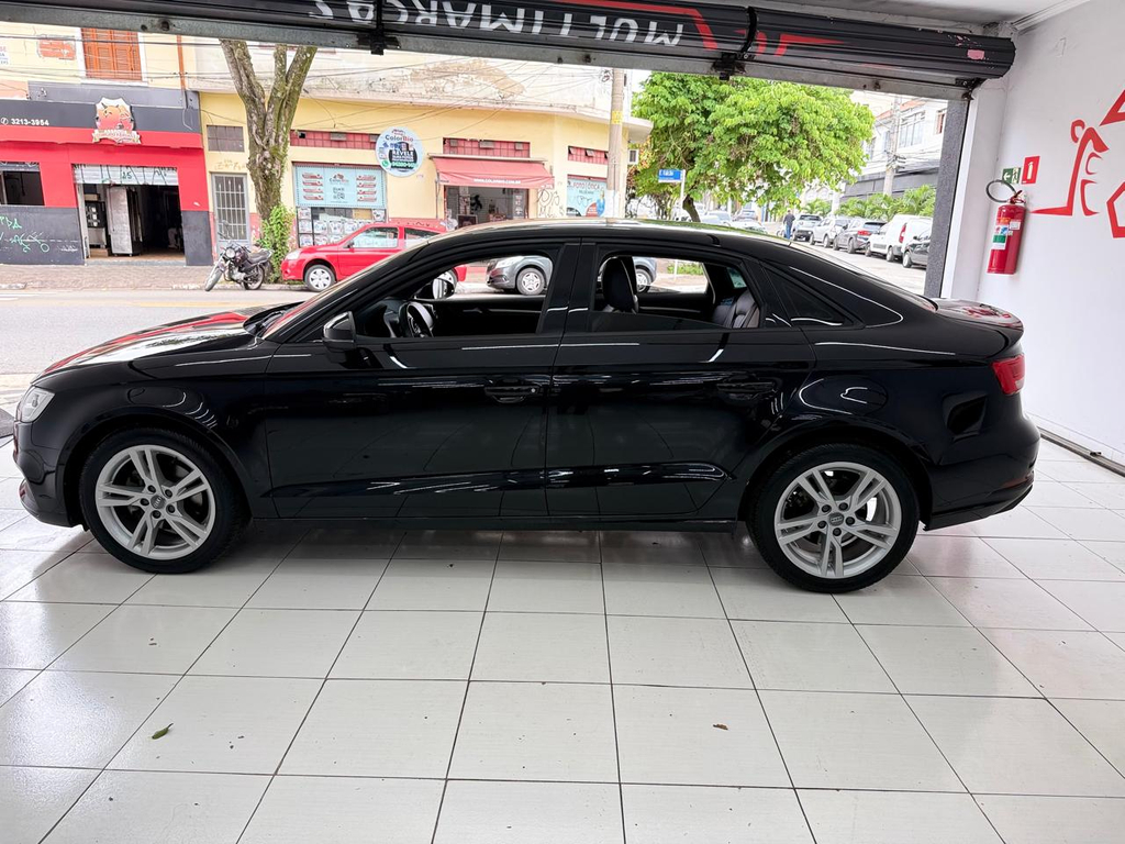 Audi A3 Preto