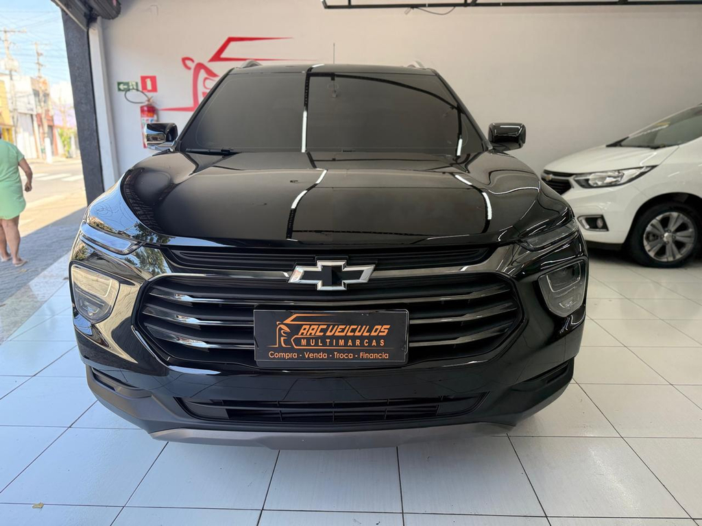 Chevrolet Montana Preto