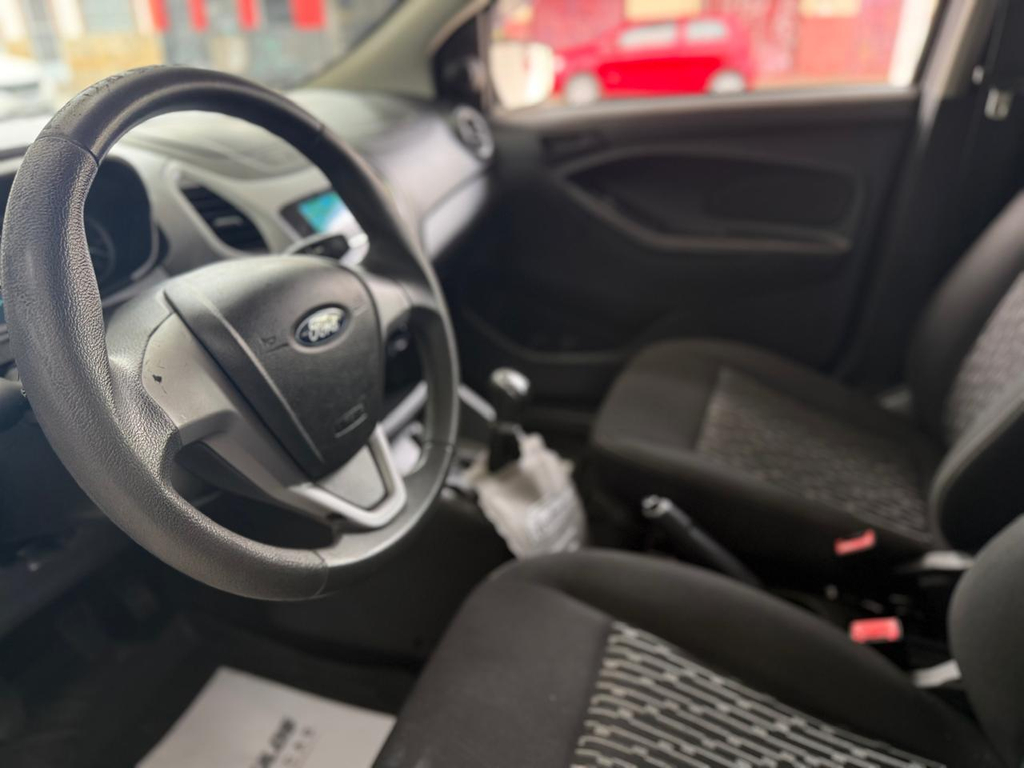 Ford Ka Hatch Cinza
